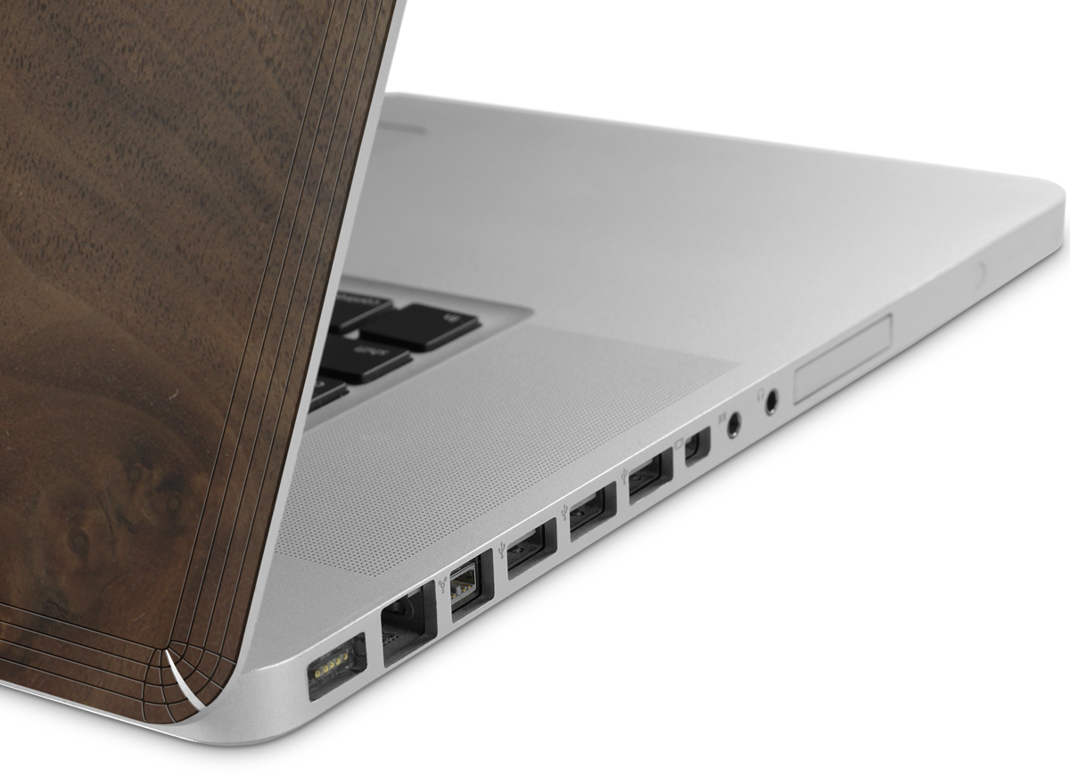 MacBook Pro 17" — #WoodBack Skin