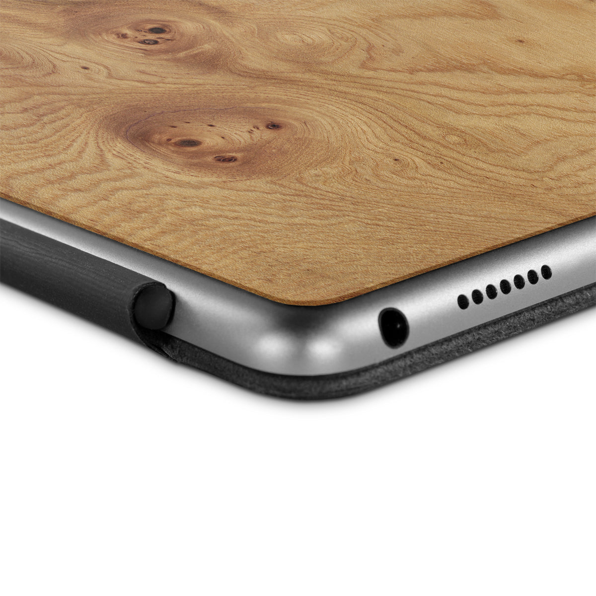 iPad 9.7-inch (2018) 6th Gen — #WoodBack Skin