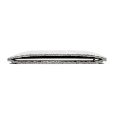 iPad 9.7-inch (2018) 6th Gen — Simple Ffelt Sleeve